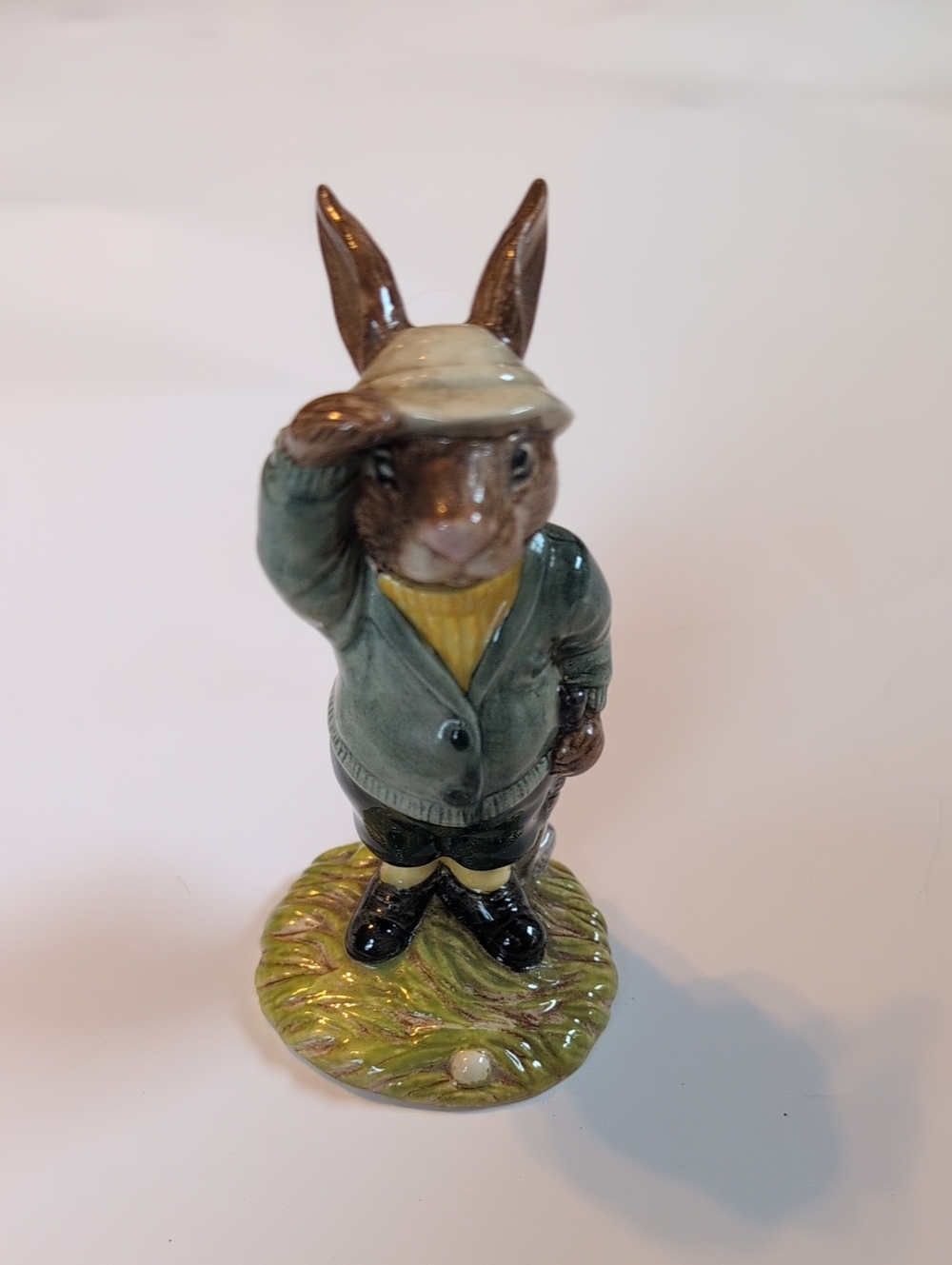Bogey Bunnykin Playing Golf Figurine in Green Jacket and Brown Fur